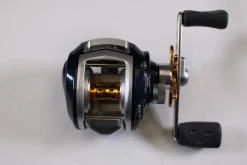 Abu Garcia Revo Winch Gen 1 5.4:1 RH - Used Casting Reel - Excellent C