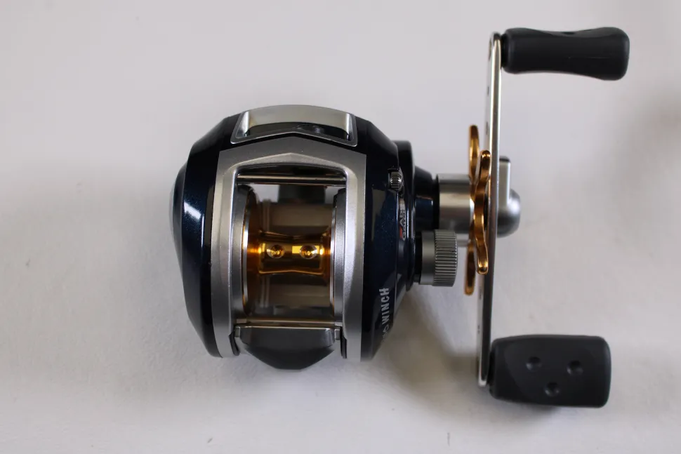 Abu Garcia Revo Winch Gen 1 5.4:1 RH - Used Casting Reel - Excellent C