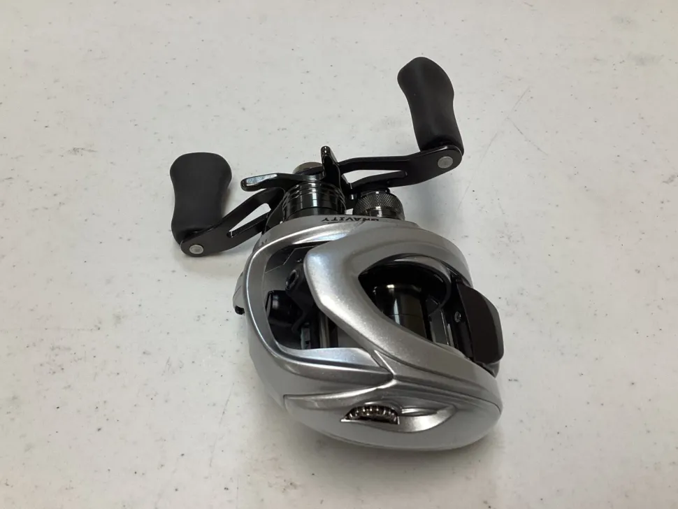Ark Gravity 7 G7107 7.1:1 RH - Used Casting Reel - Excellent Condition