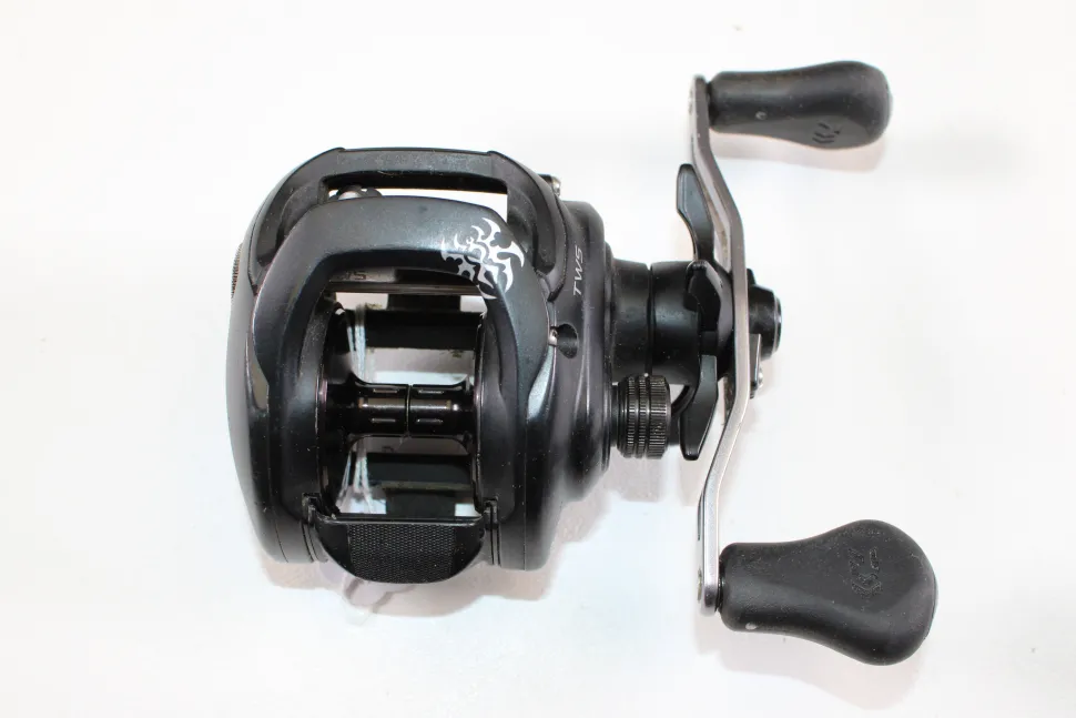 Daiwa Tatula 200 TAT200HS 7.3:1 RH - Used Casting Reel - Good Conditio