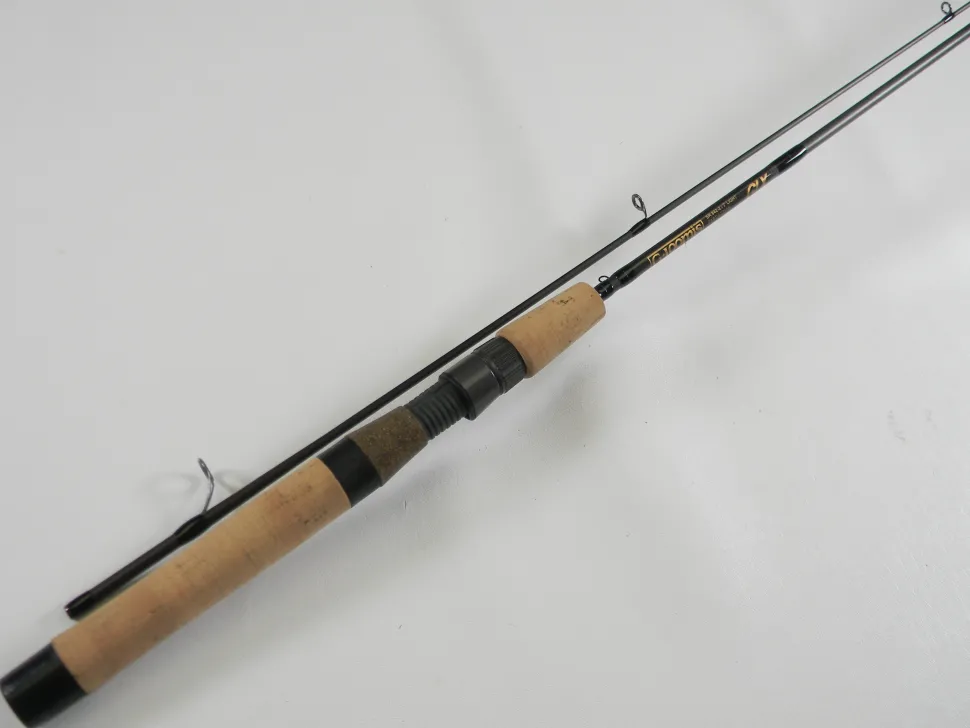 G. Loomis GLX SR 842-2 7'0" Light 2 Piece - Used Spinning Rod - Excell