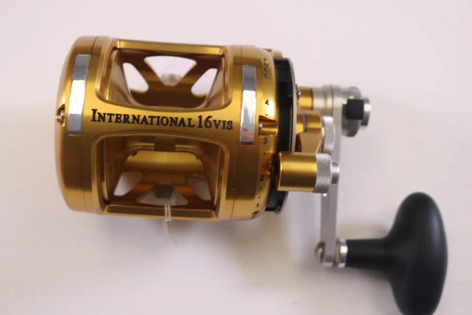 Penn International VI INT16VIS 5.2:1/1.6:1 RH - Used Casting Reel - Mi
